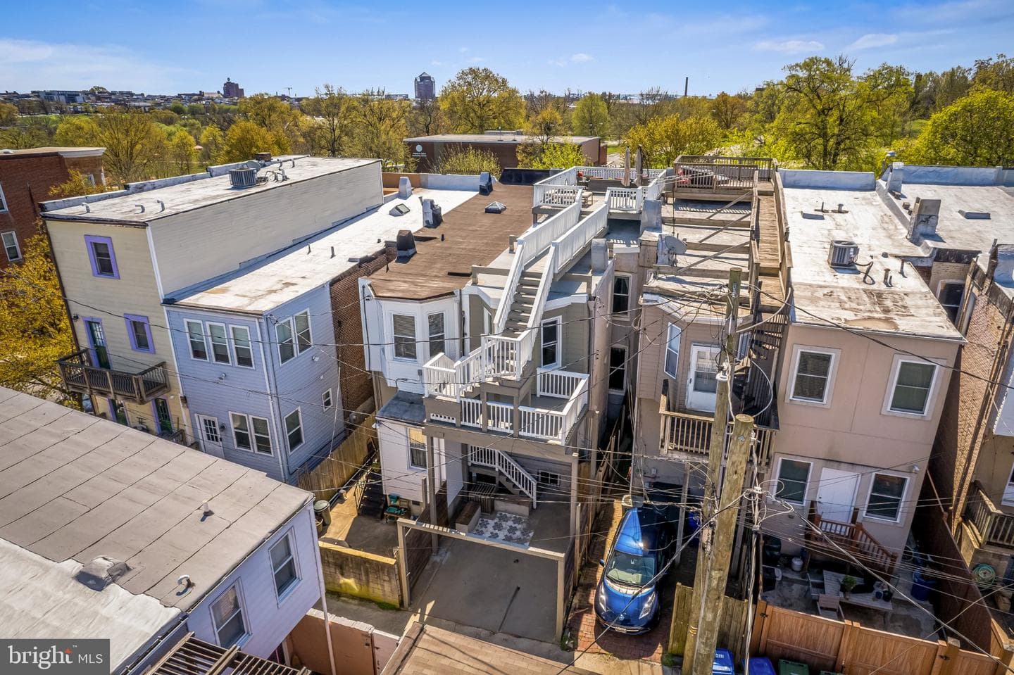 2534 E Baltimore Street photo 41