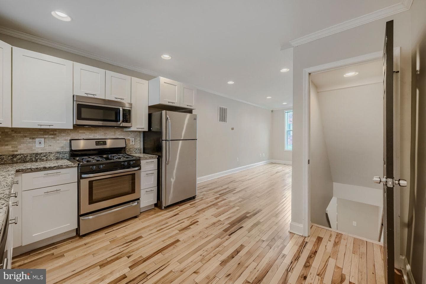 309 S Fagley Street photo 9