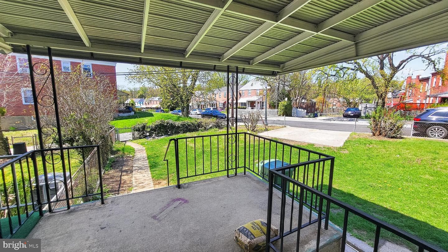 52 Upmanor Road photo 13