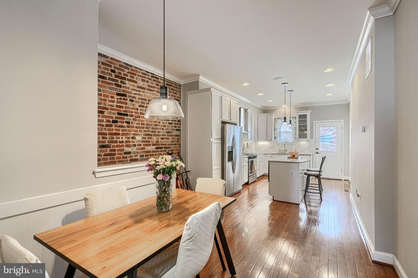1403 E Clement Street photo 9