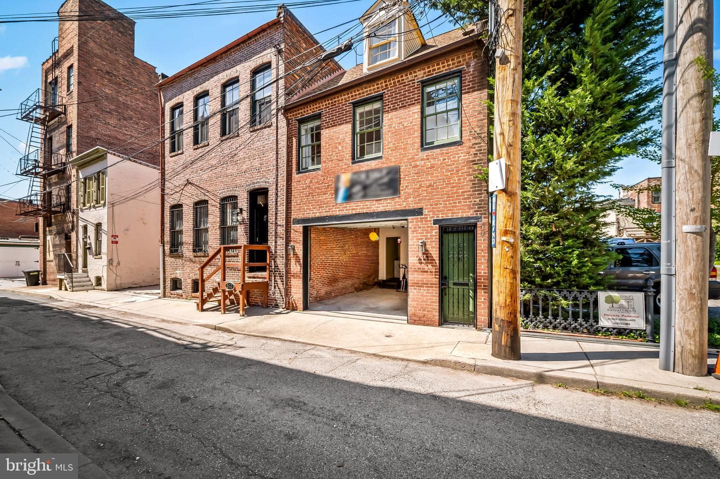 538 Eislen Street photo 4