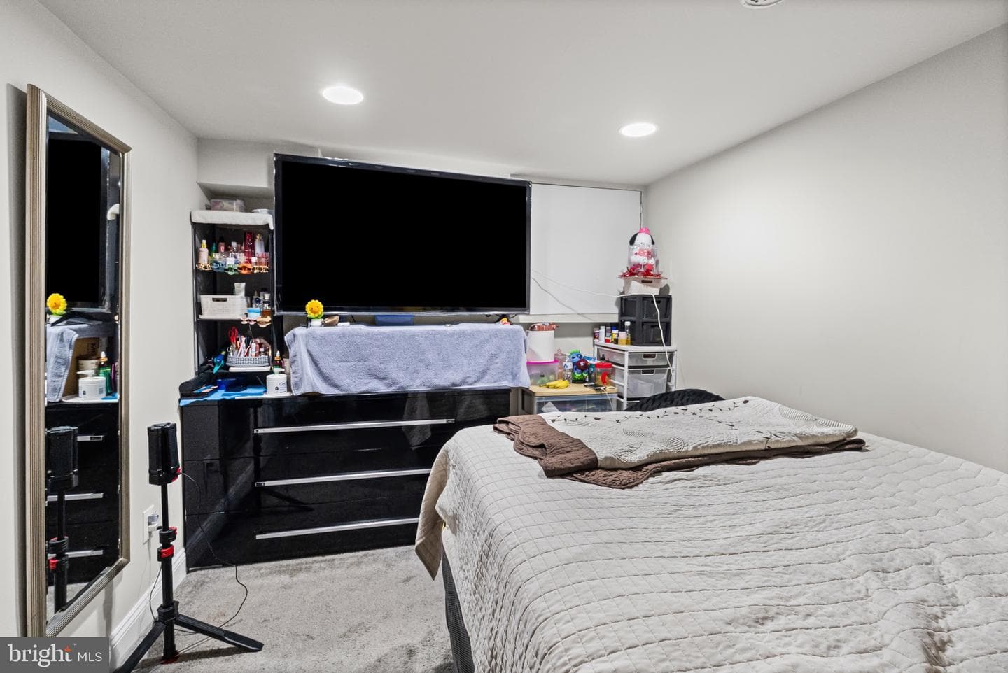 5347 Gist Avenue photo 16