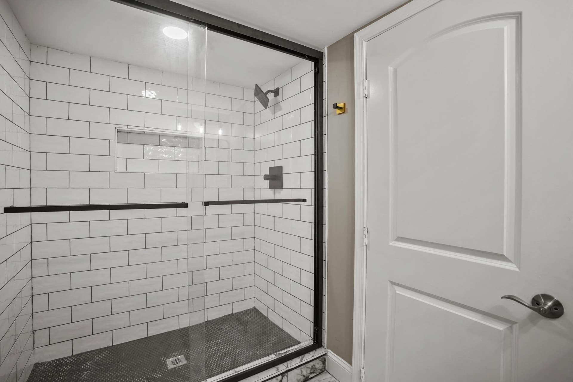 1714 E 28th Street photo 27