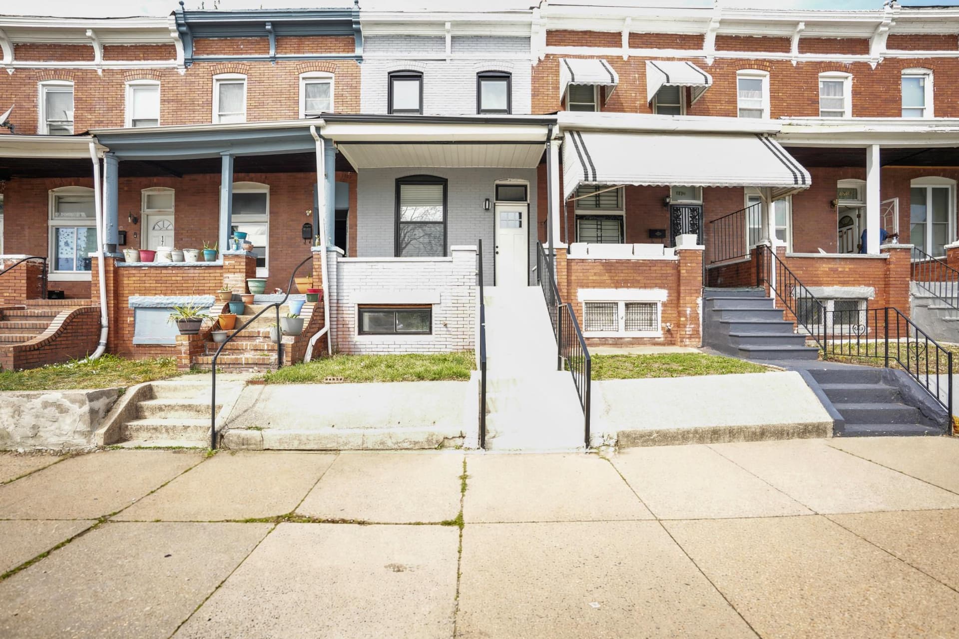 1714 E 28th Street photo 3