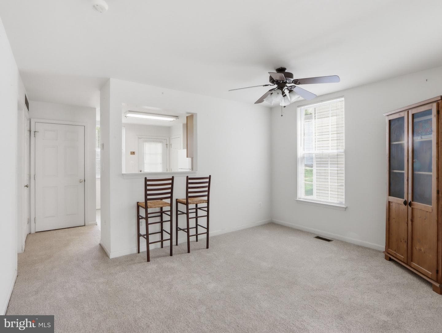 907 Myrtle Avenue photo 12