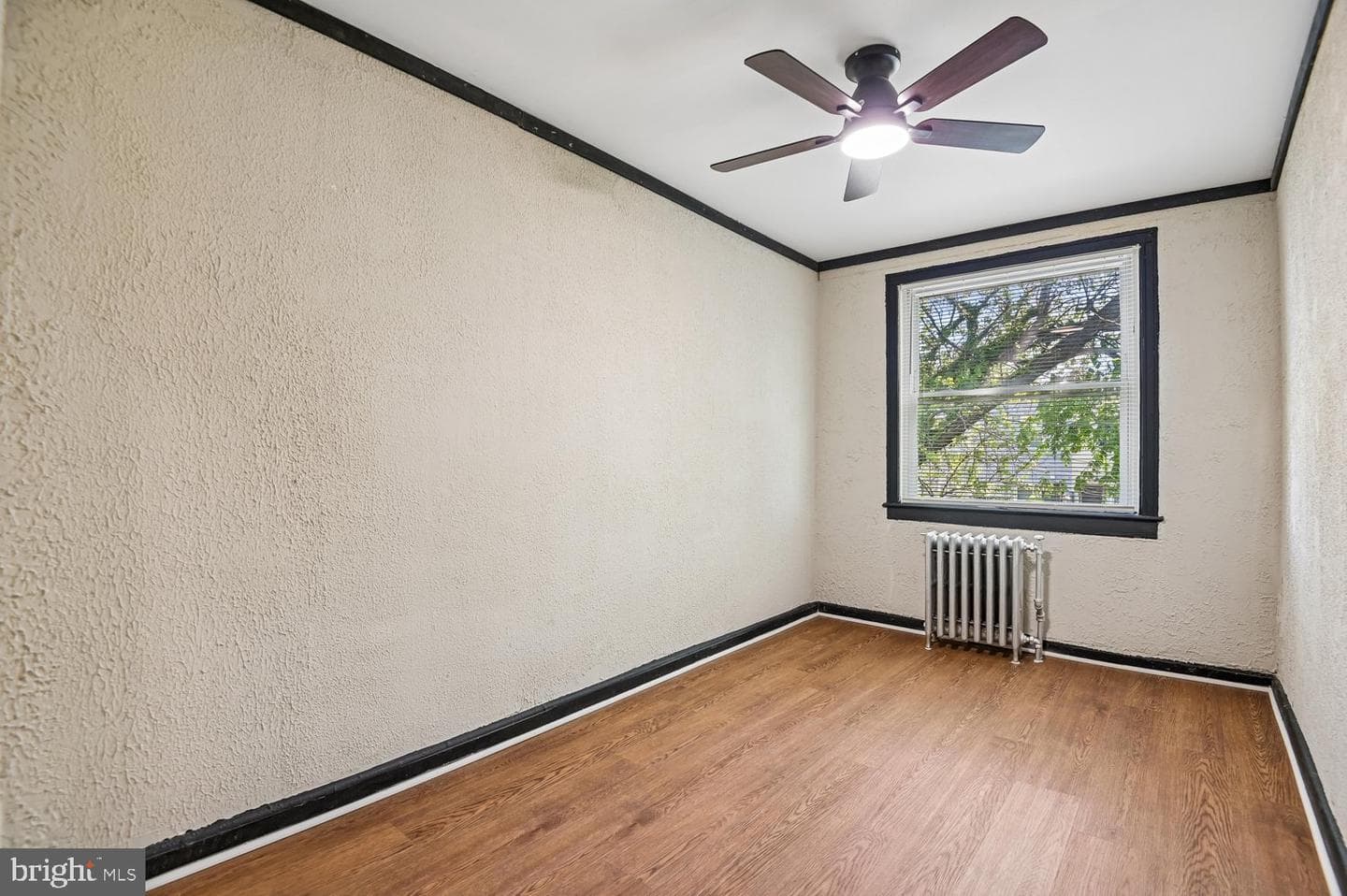5105 Chalgrove Avenue photo 14