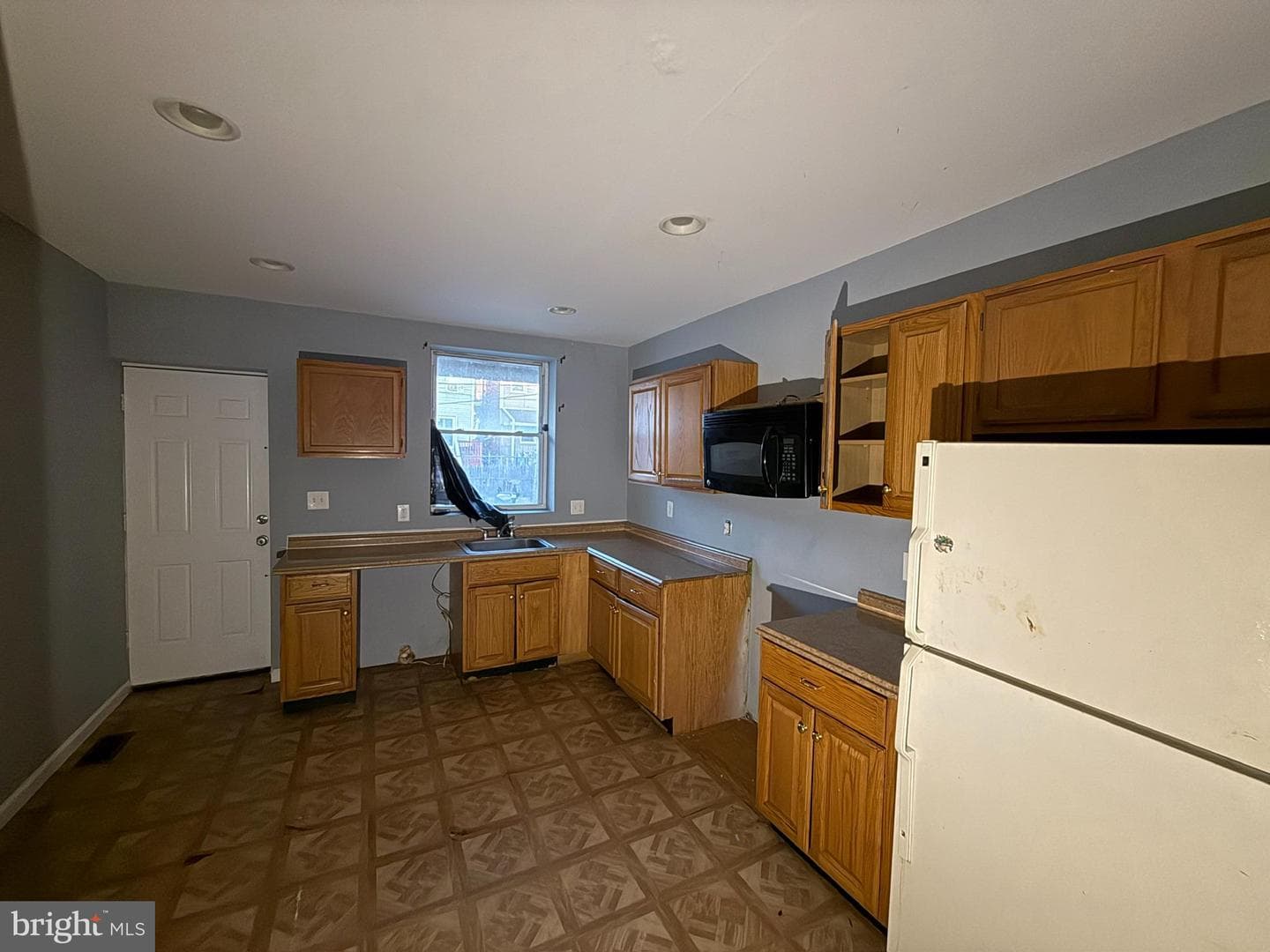 117 N Janney Street photo 3
