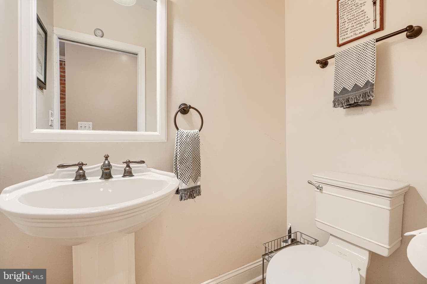 1411 Reynolds Street photo 19