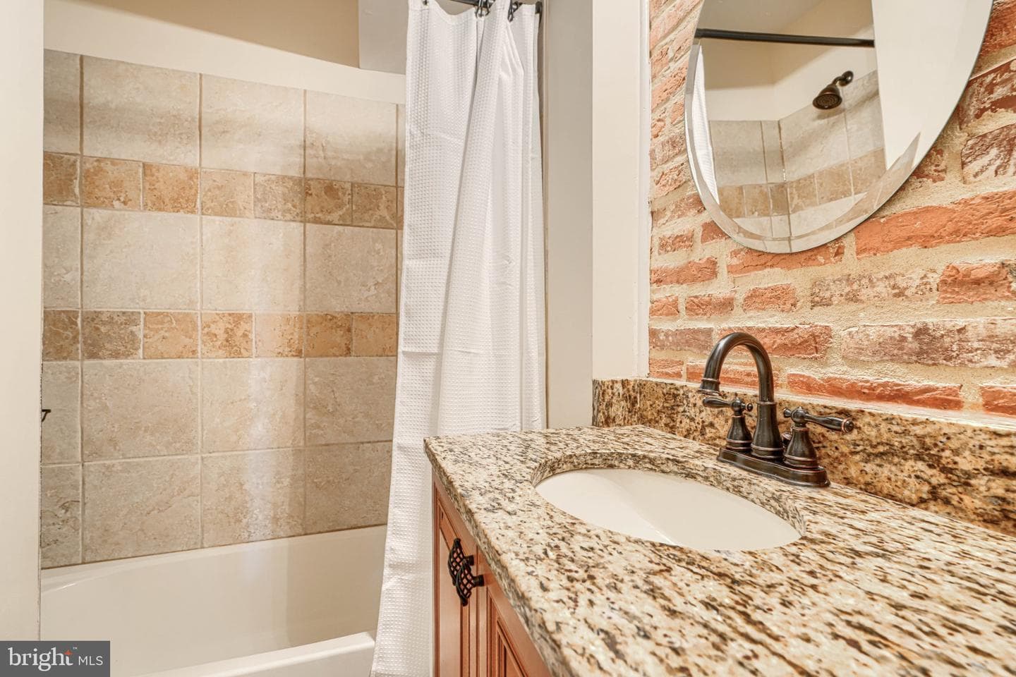 1411 Reynolds Street photo 25