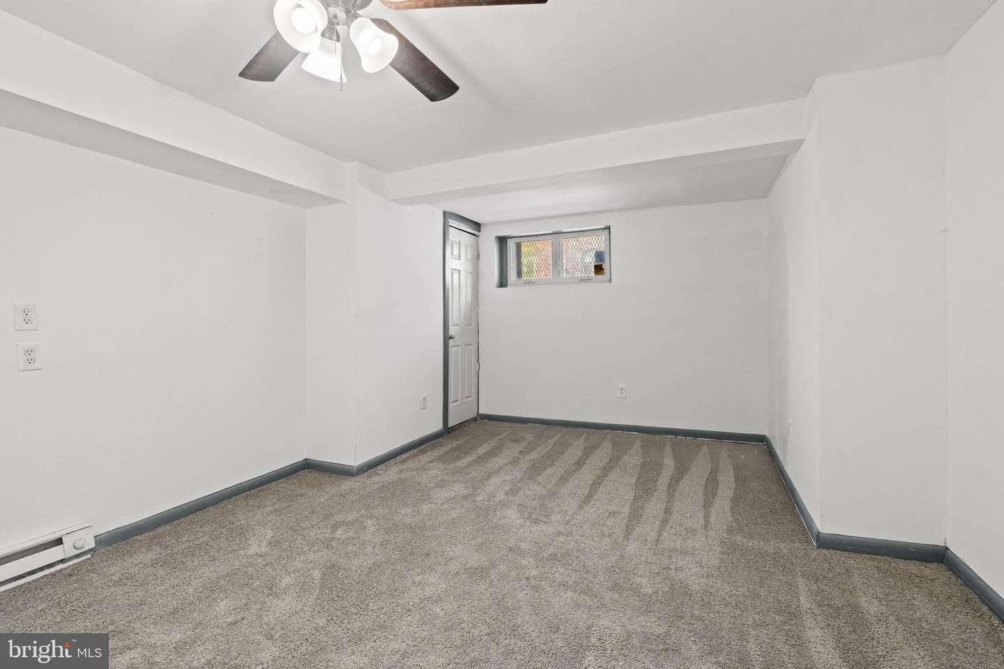 2611 E Hoffman Street photo 23