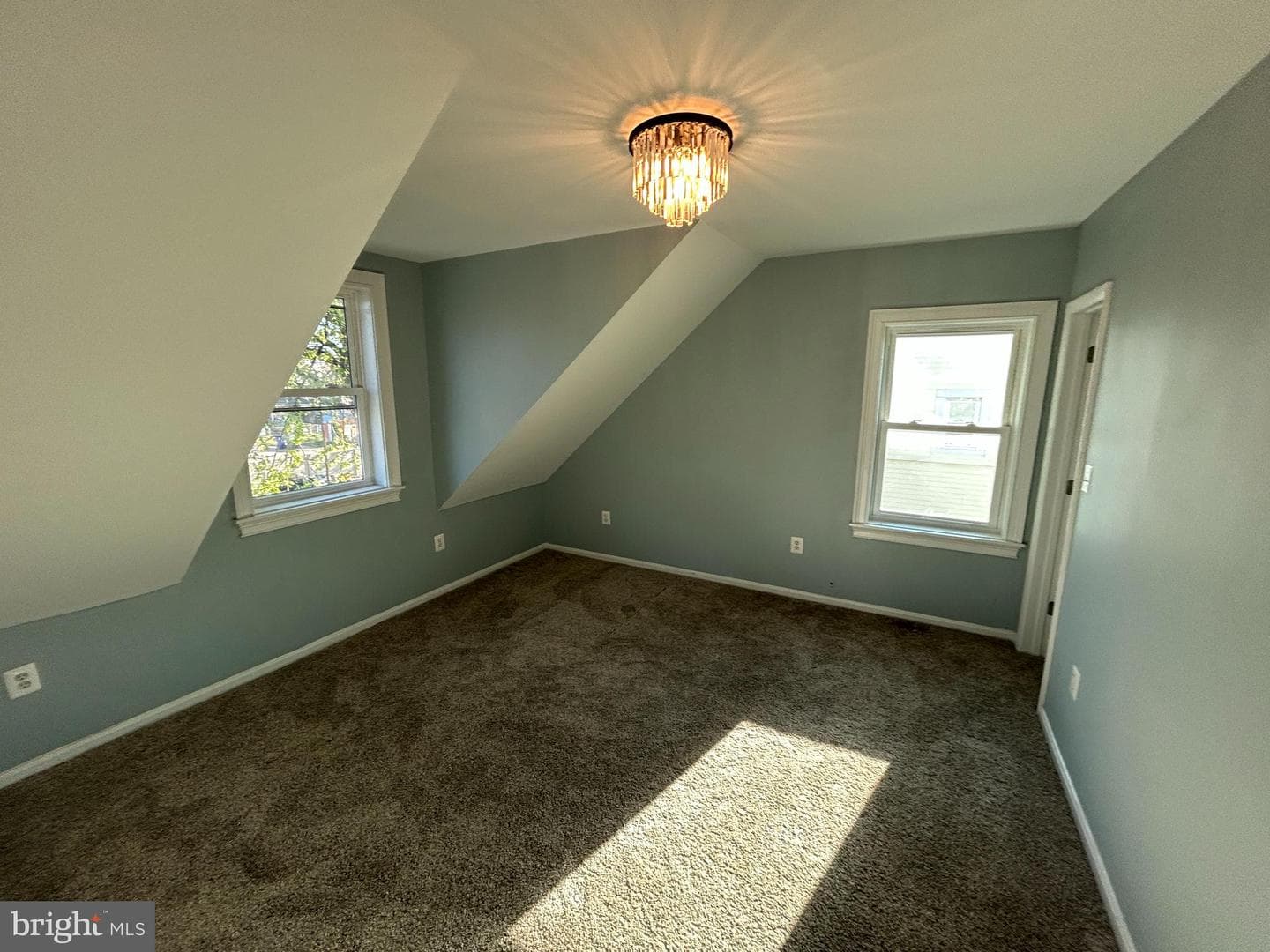 6528 Parnell Avenue photo 21