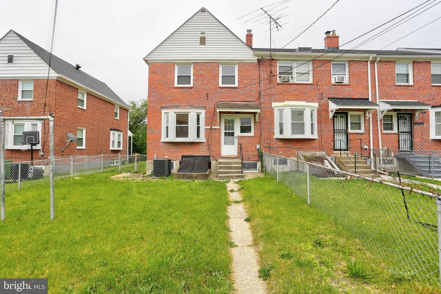1550 Pentwood Road photo 29