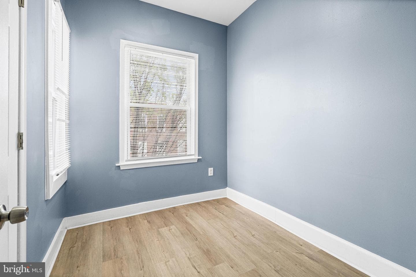 447 N Linwood Avenue photo 20