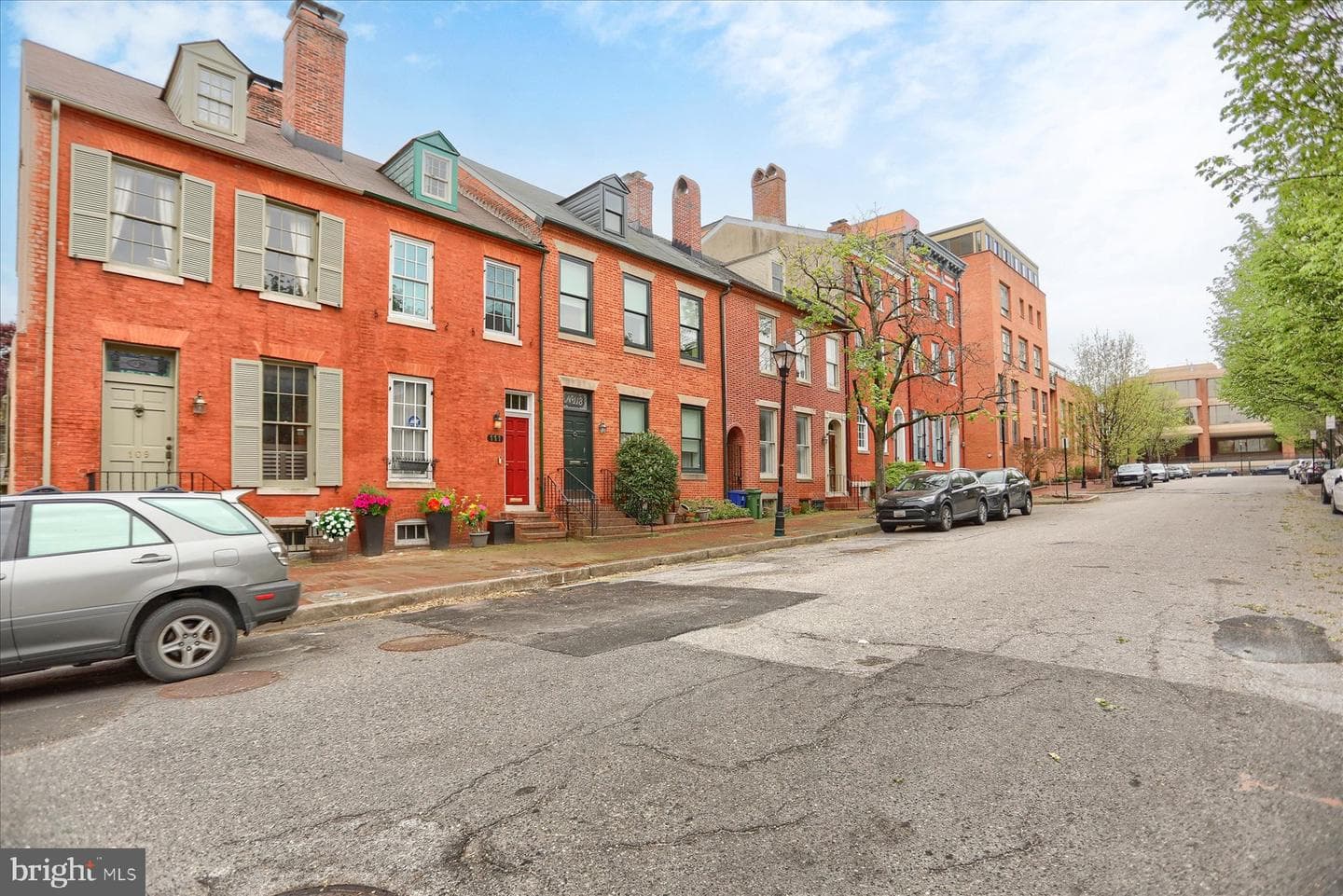111 Barre Street W photo 32