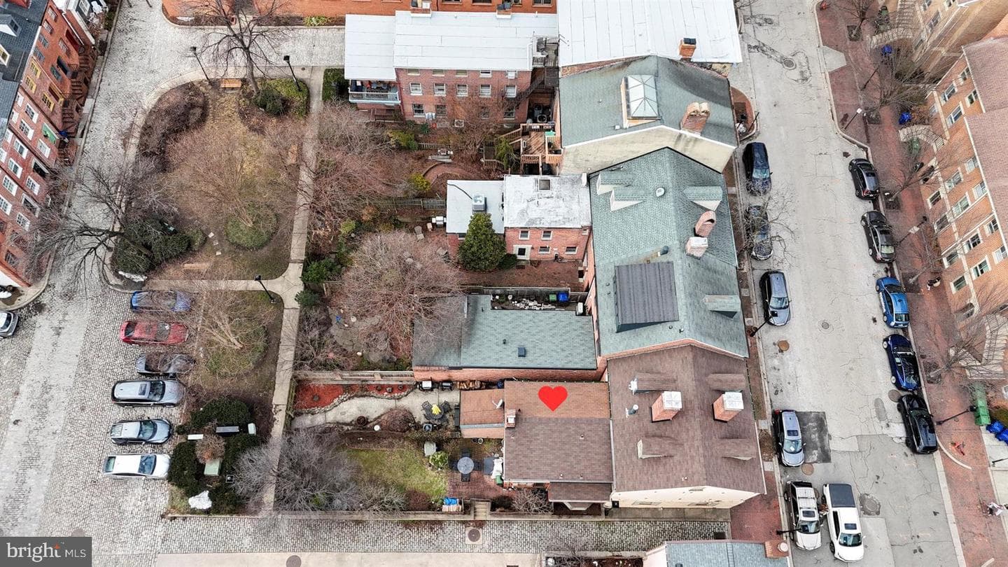 111 Barre Street W photo 39