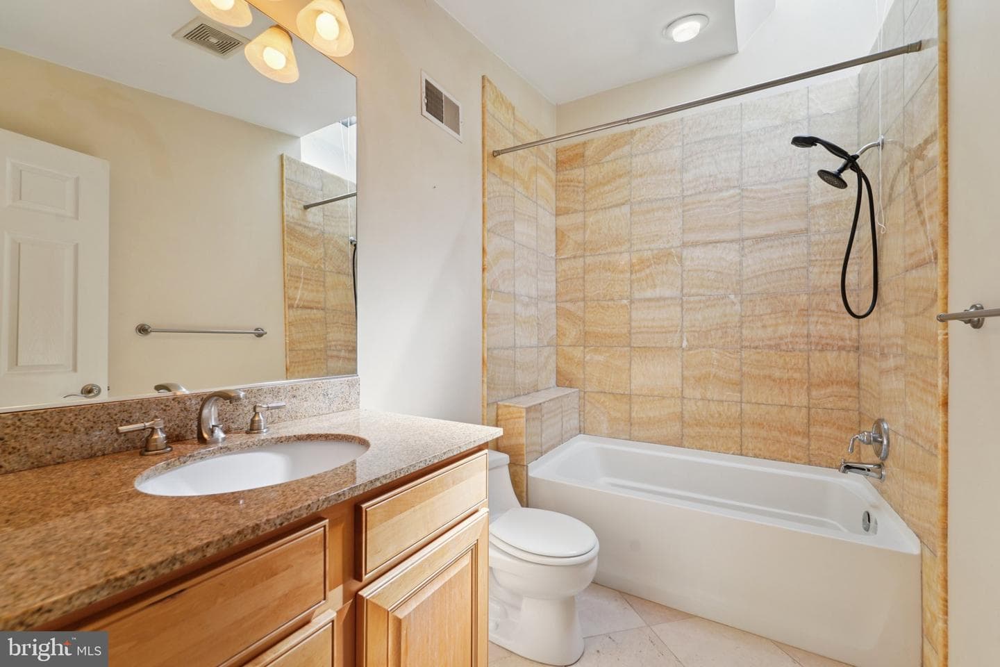 341 S Macon Street photo 21