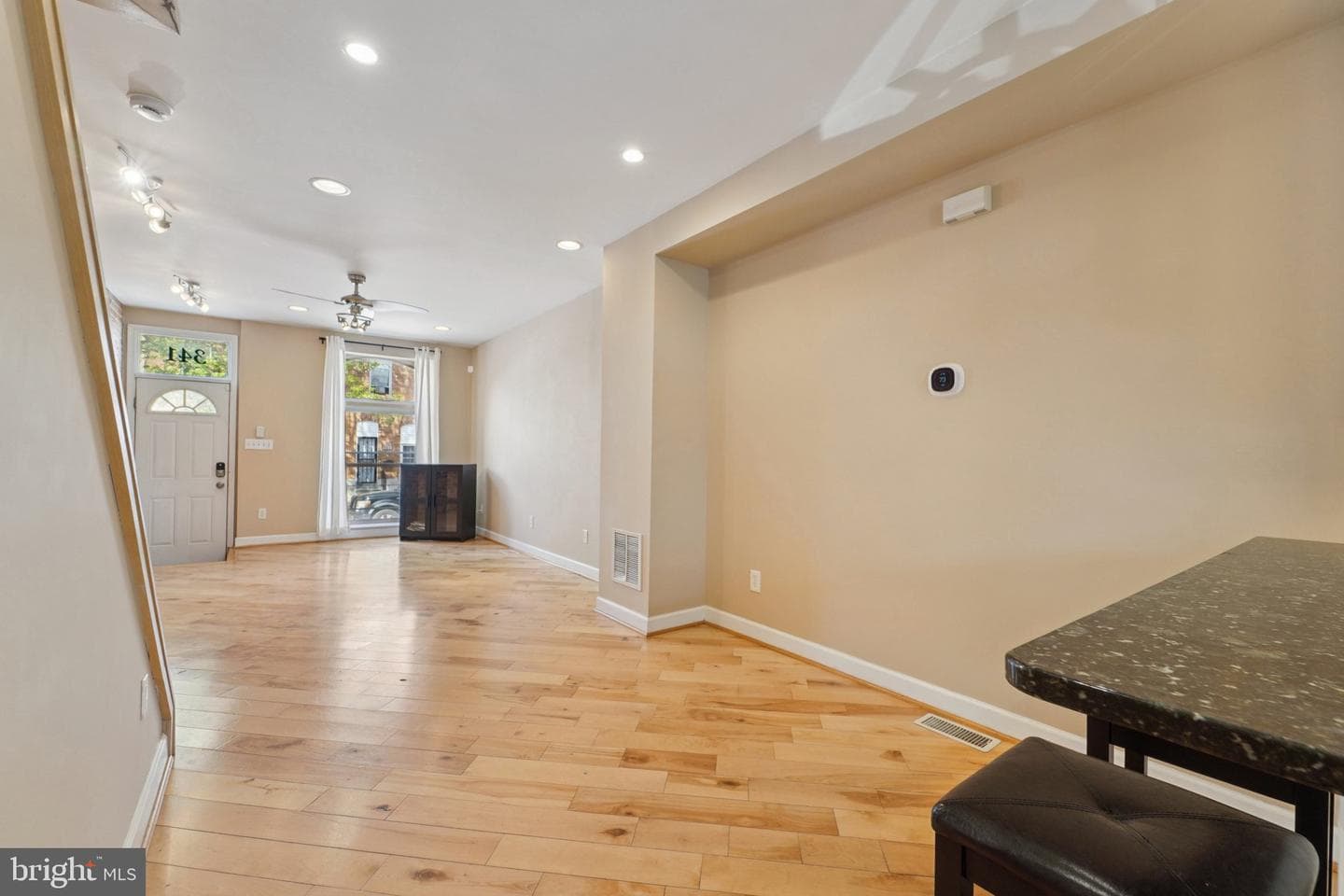 341 S Macon Street photo 8