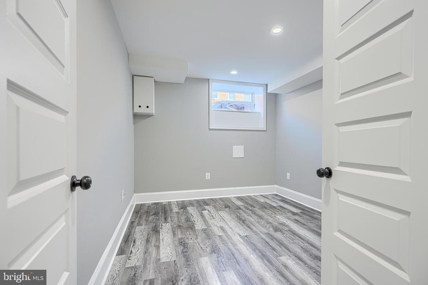 730 S Decker Avenue photo 38