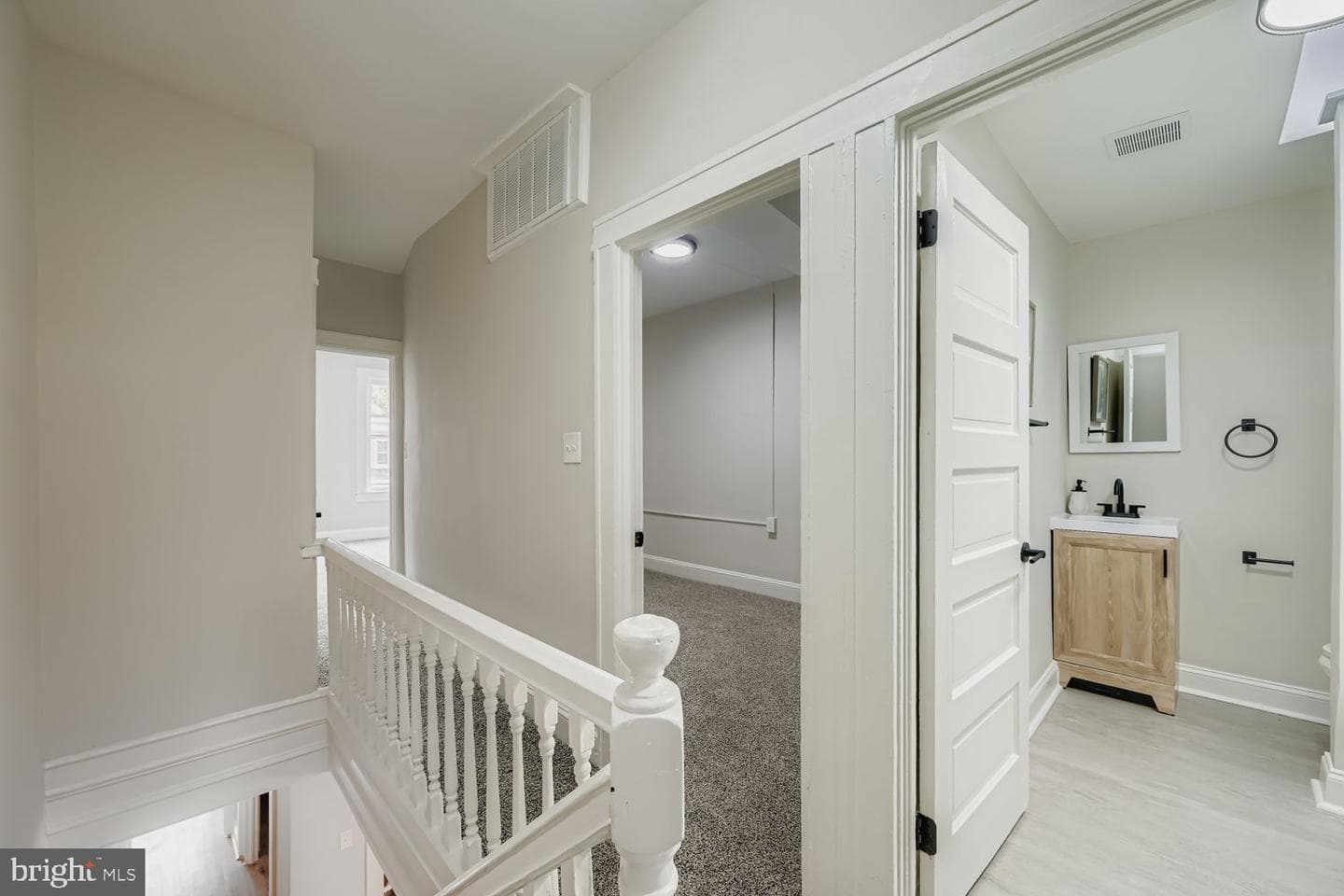 5248 Linden Heights Avenue photo 15