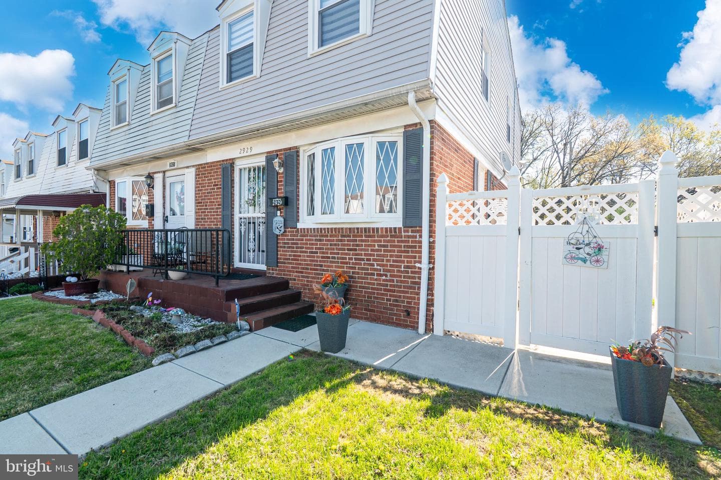 2929 Mallview Road photo 3