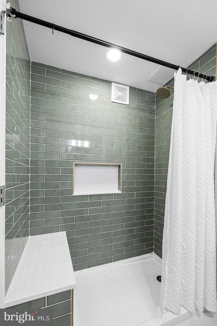 4401 Roland Avenue #307 photo 24