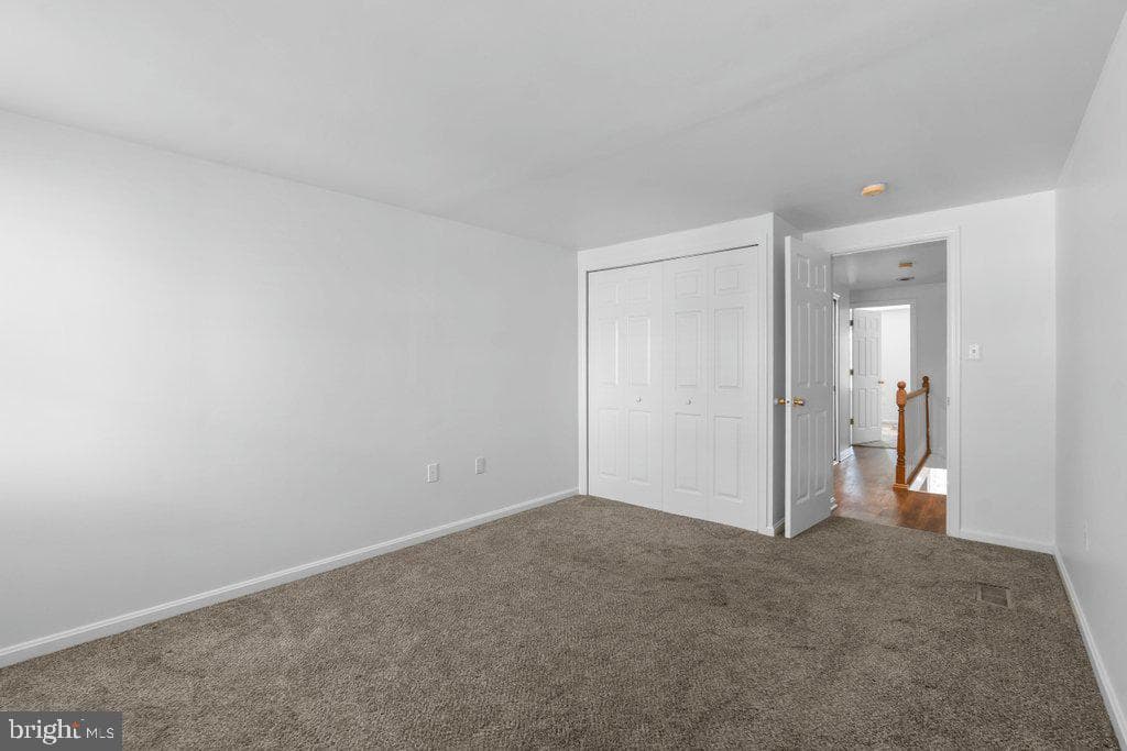 241 S Chapel Street photo 9