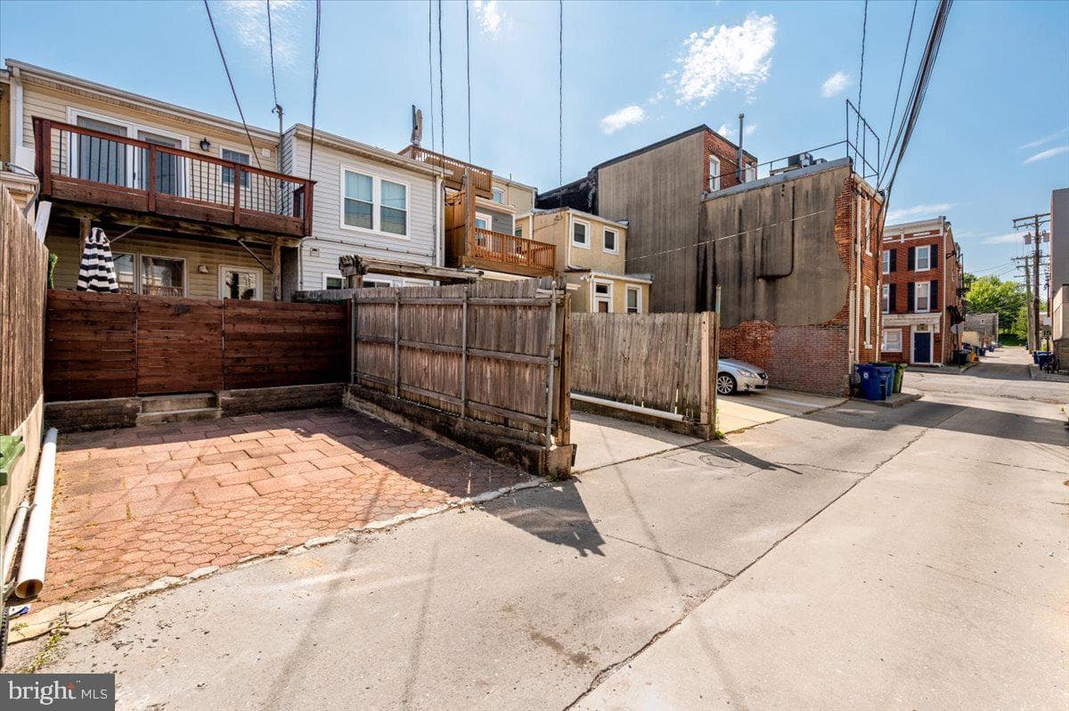 1450 Riverside Avenue photo 35