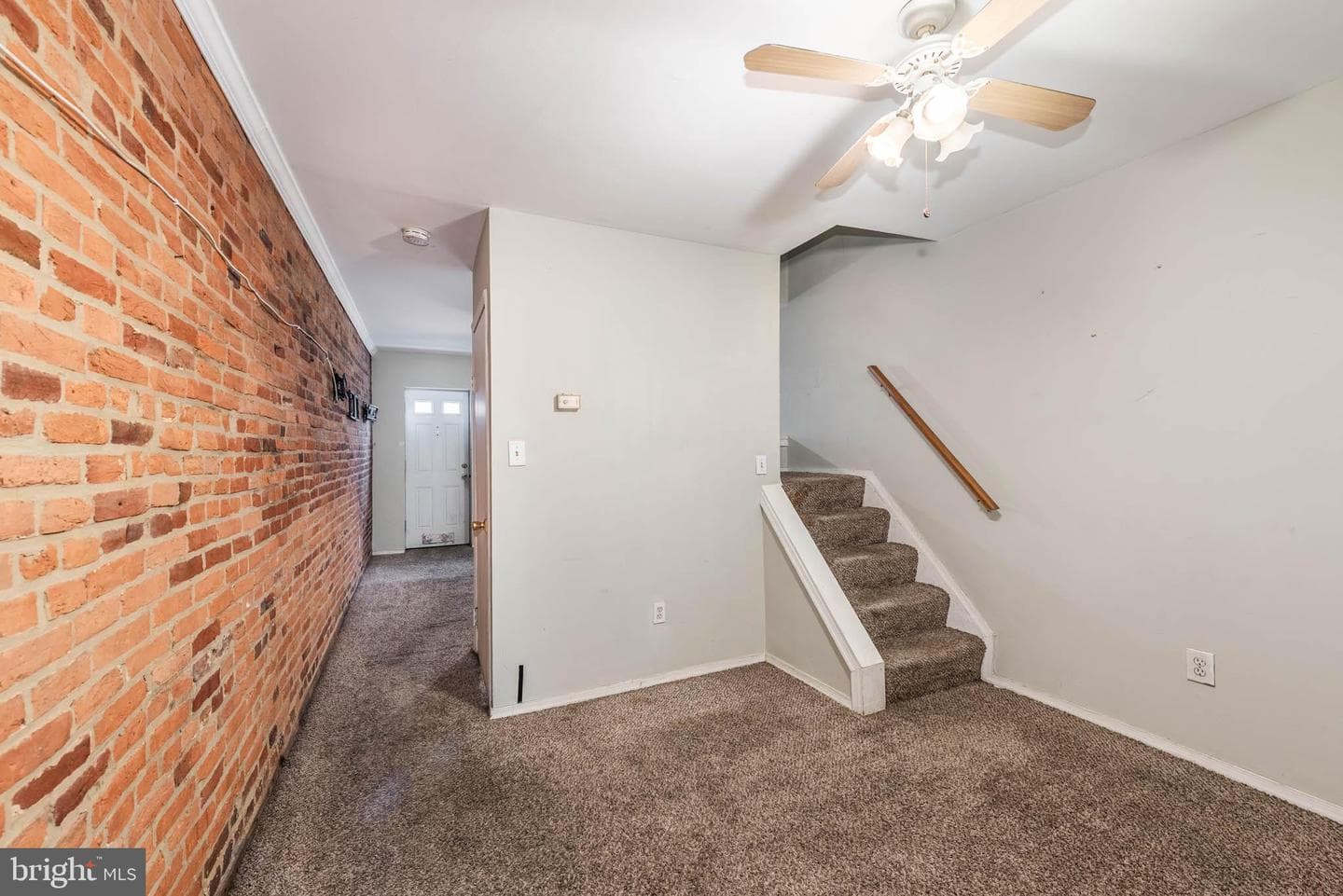108 W Heath Street photo 4