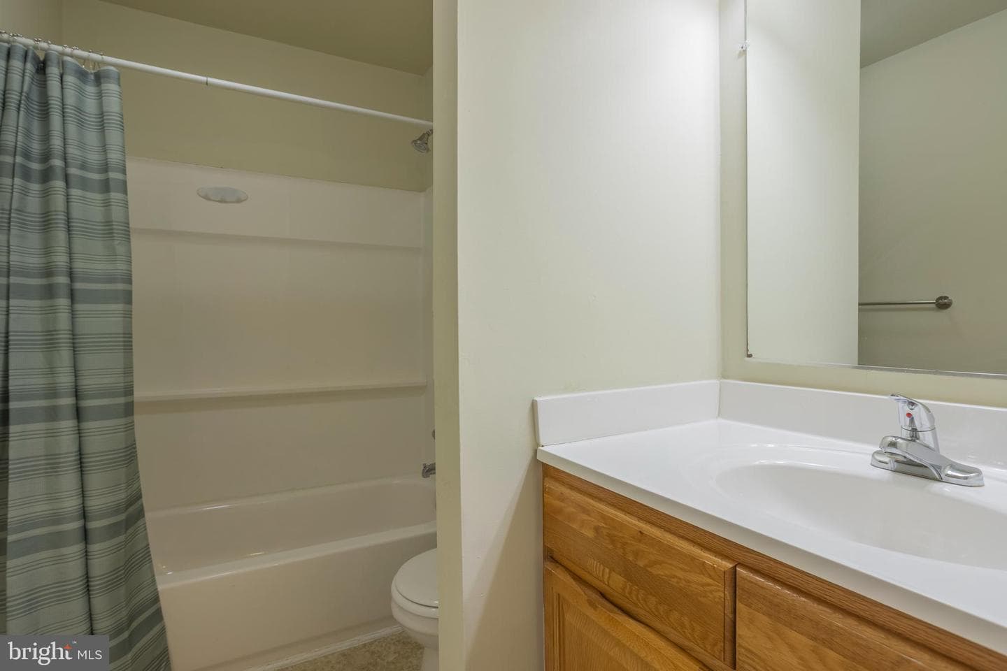 2615 Huron Street photo 26