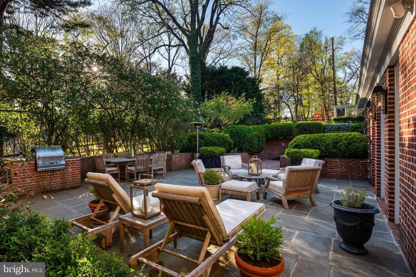 216 Chancery Road photo 35