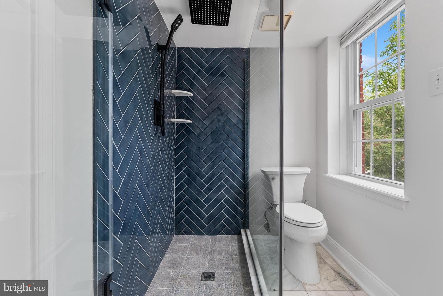141 W Montgomery Street photo 18