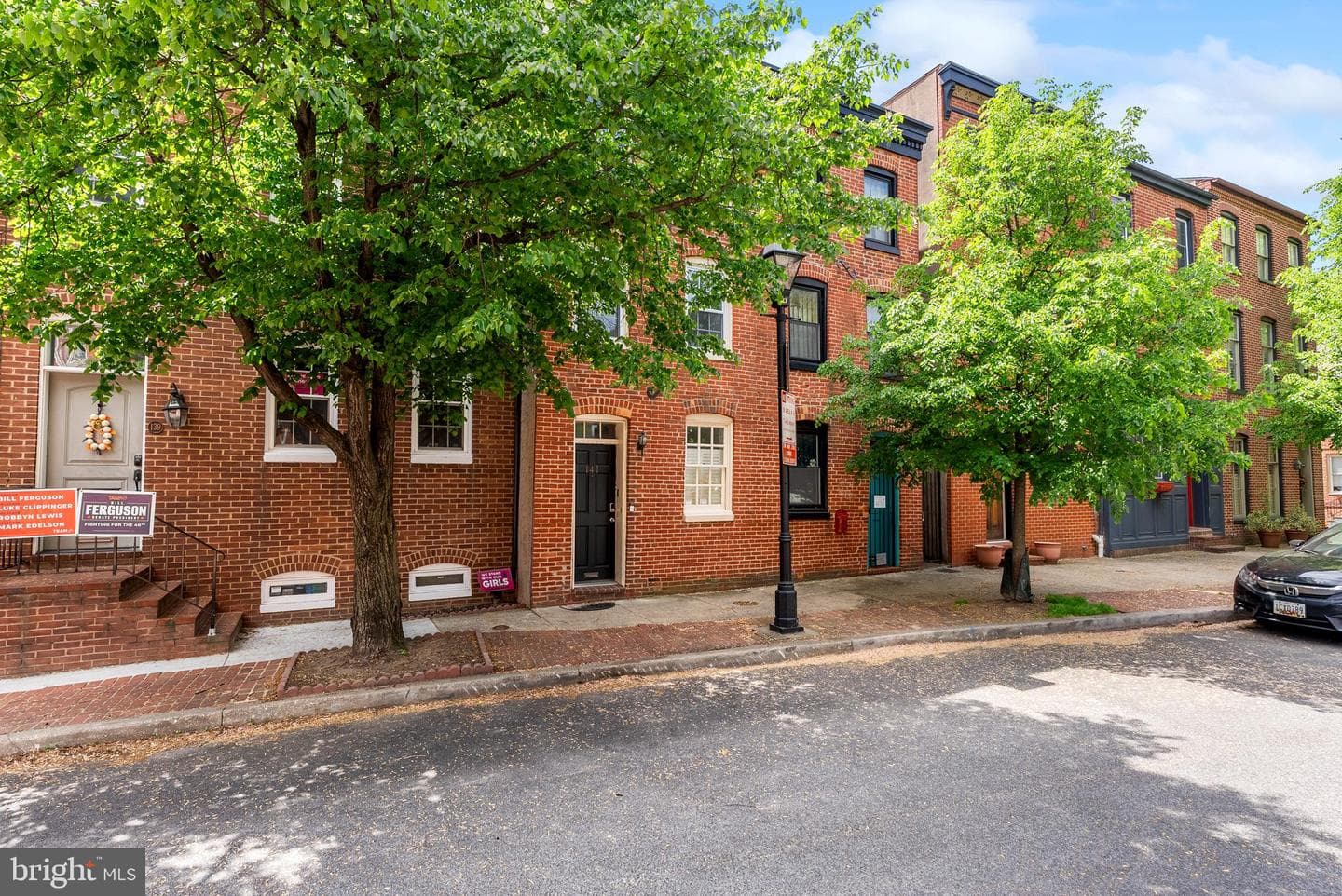 141 W Montgomery Street photo 36