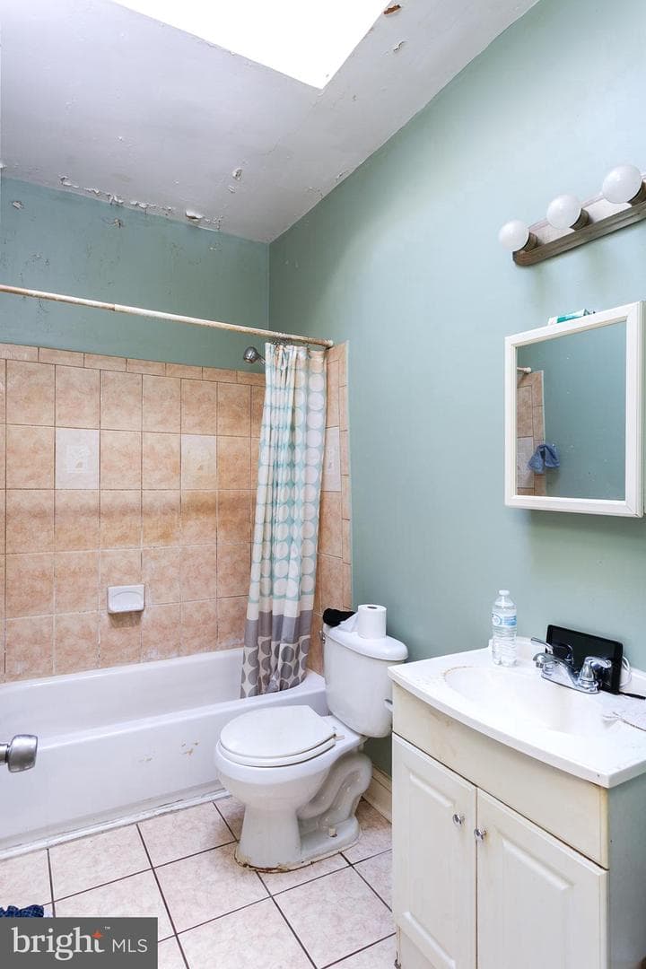 1841 Druid Hill Avenue photo 9