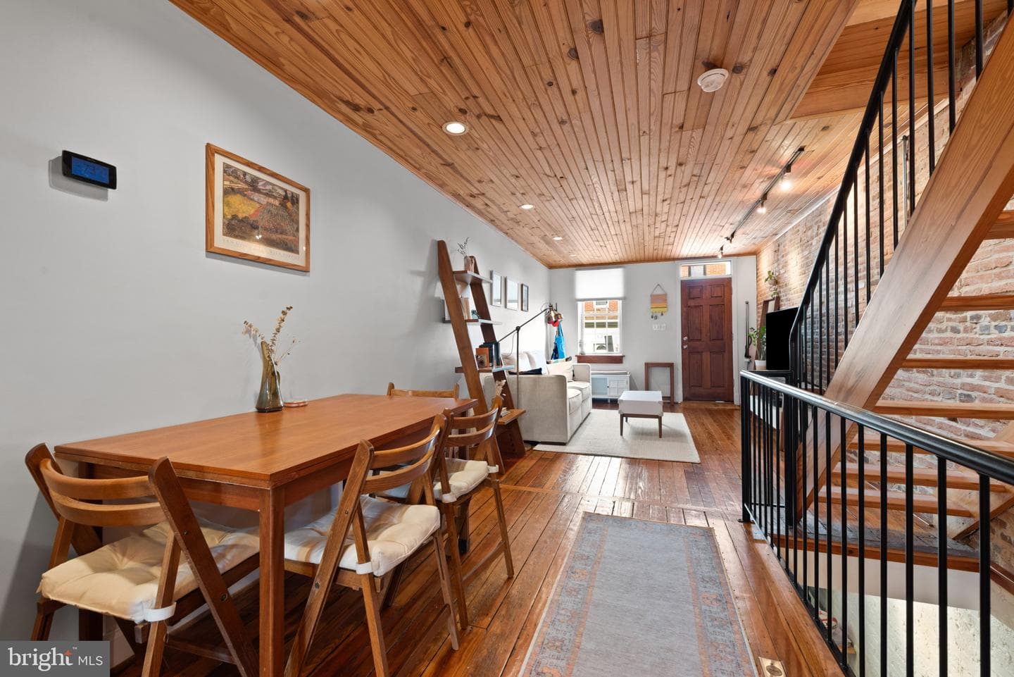 1535 Marshall Street photo 8