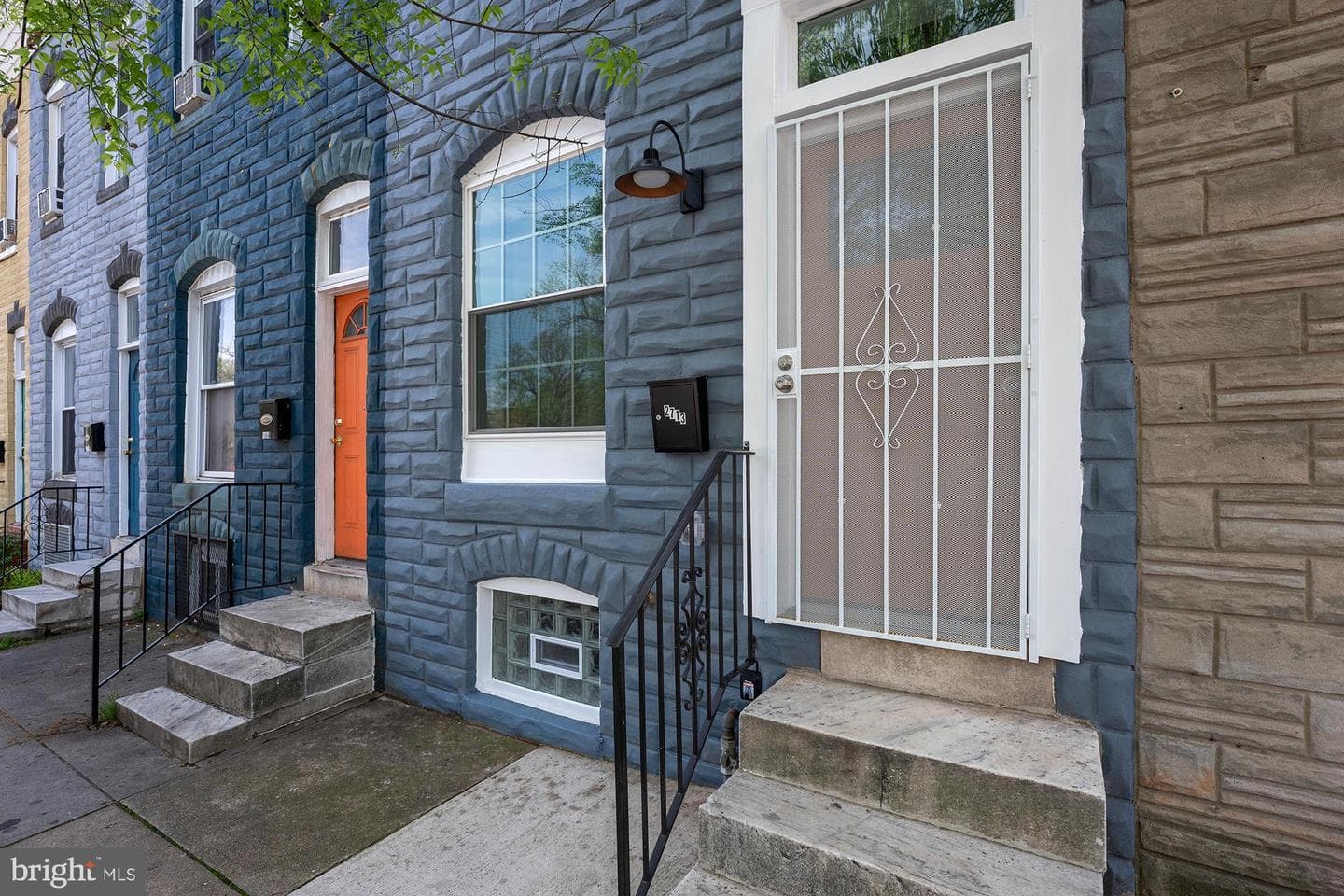2713 E Fayette Street photo 40