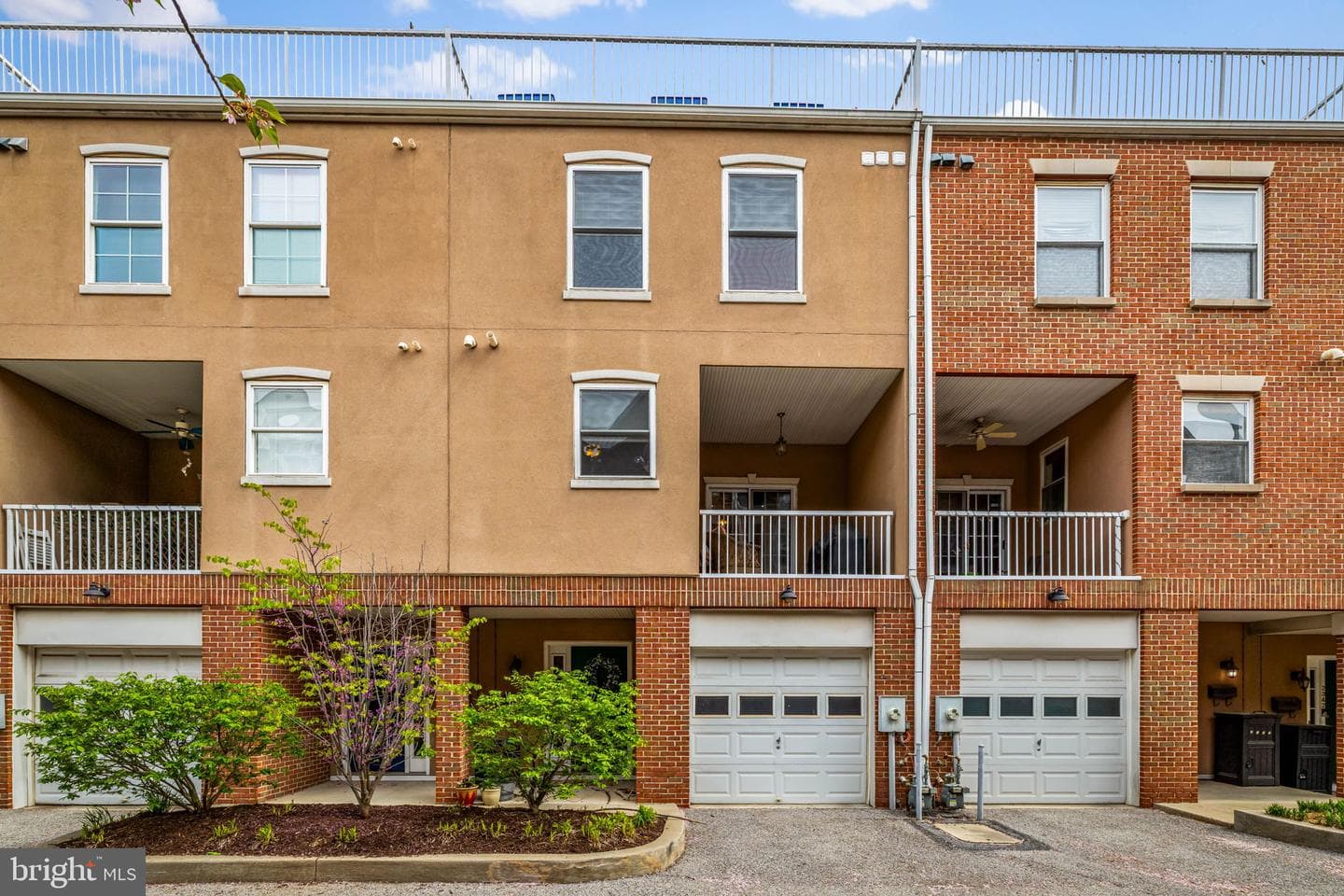 2338 Cambridge Walk photo 12