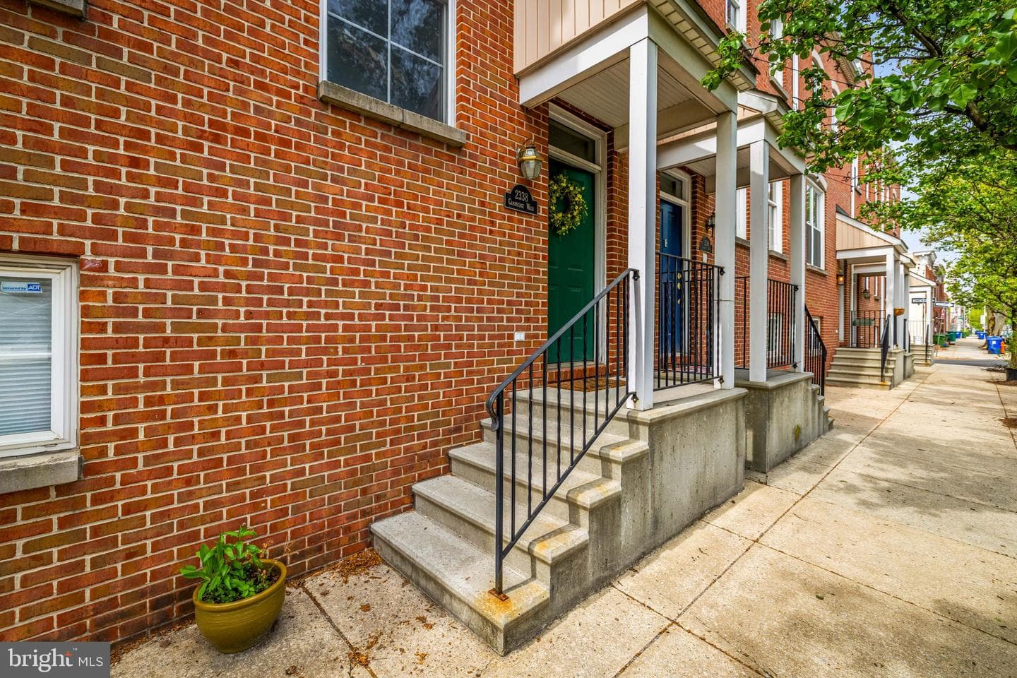 2338 Cambridge Walk photo 6