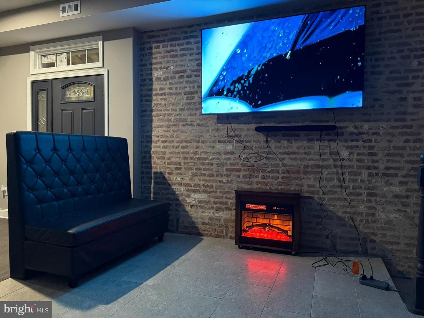 3218 Frederick Avenue photo 4