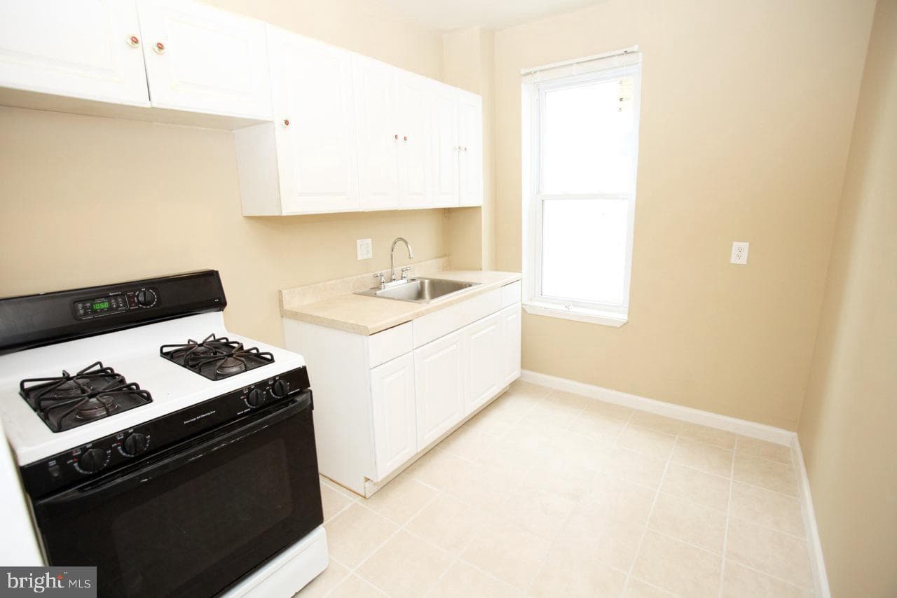 535 Oakland Avenue photo 15
