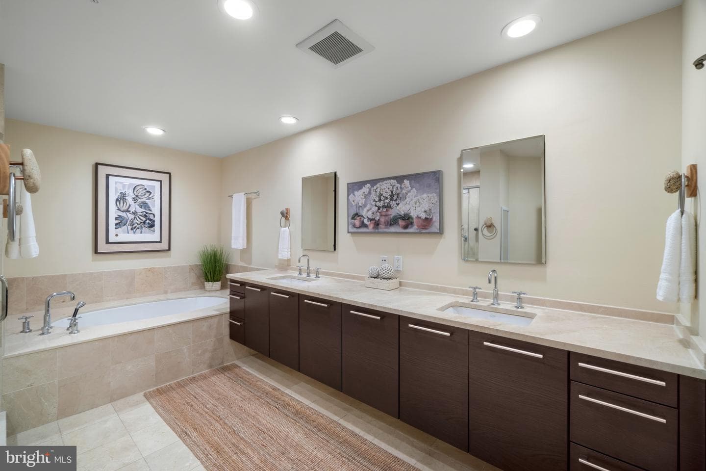 801 Key Highway #130 photo 31