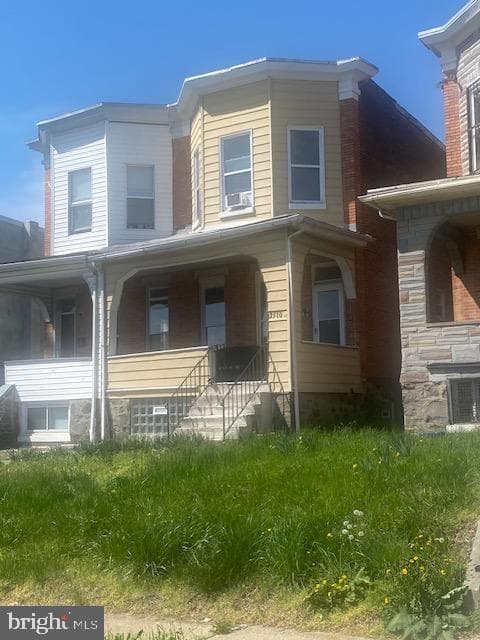 2510 N Ellamont Street photo 3