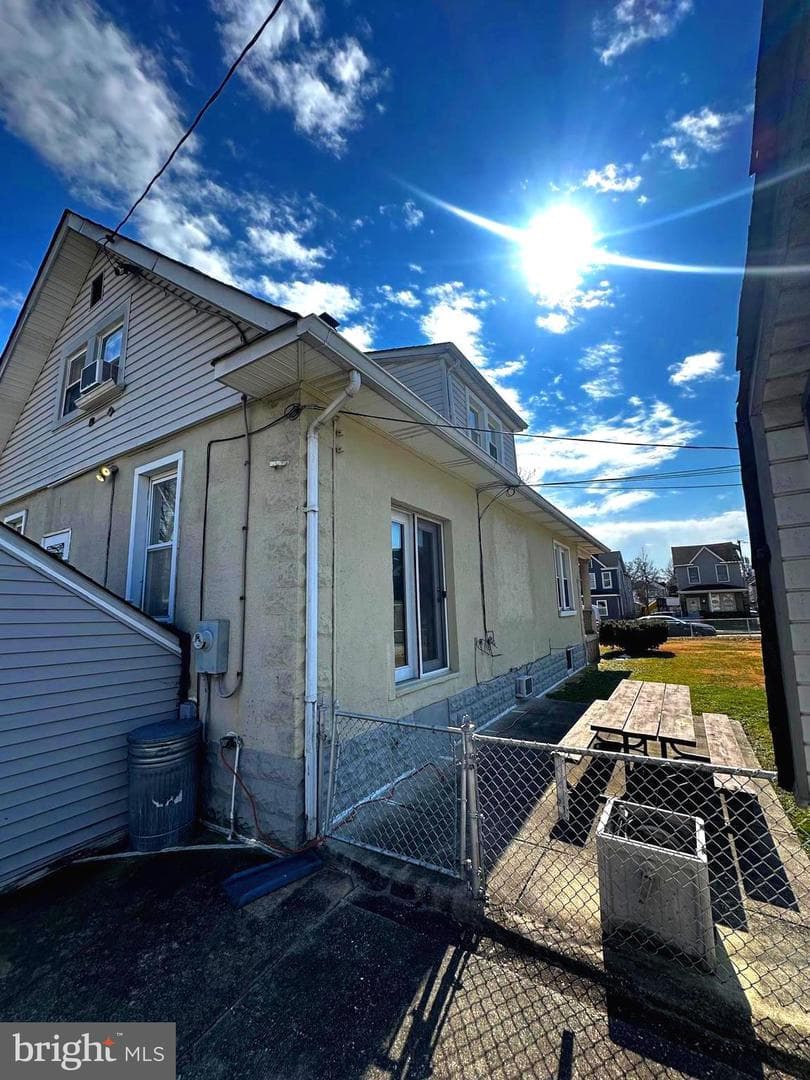 500 Washburn Avenue photo 38