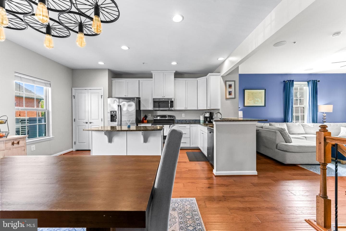 4648 Hudson Street photo 18