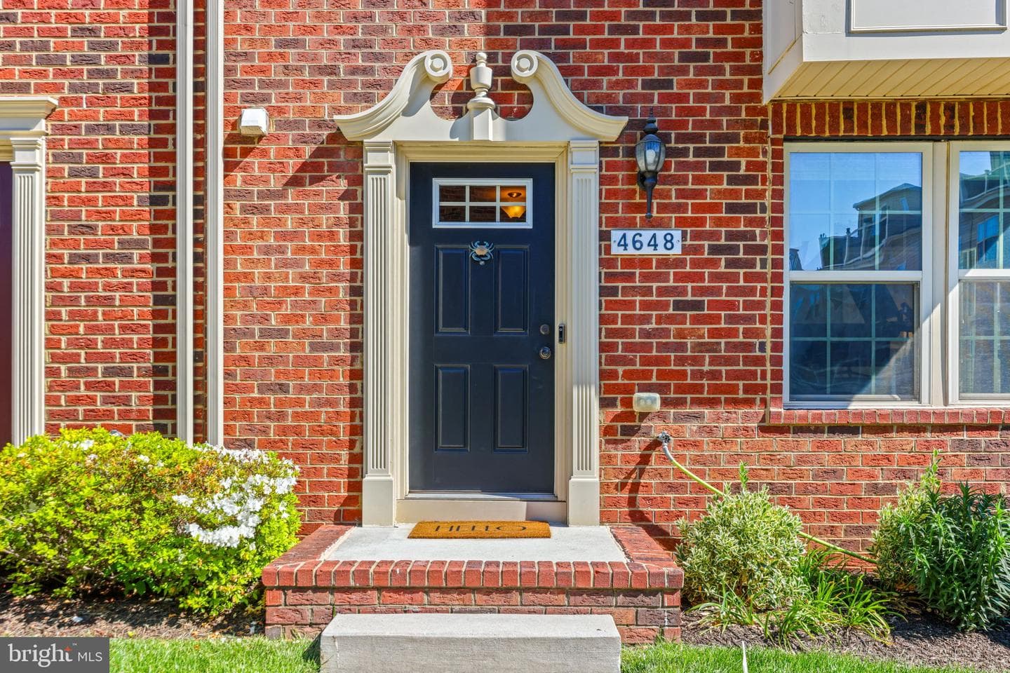 4648 Hudson Street photo 2