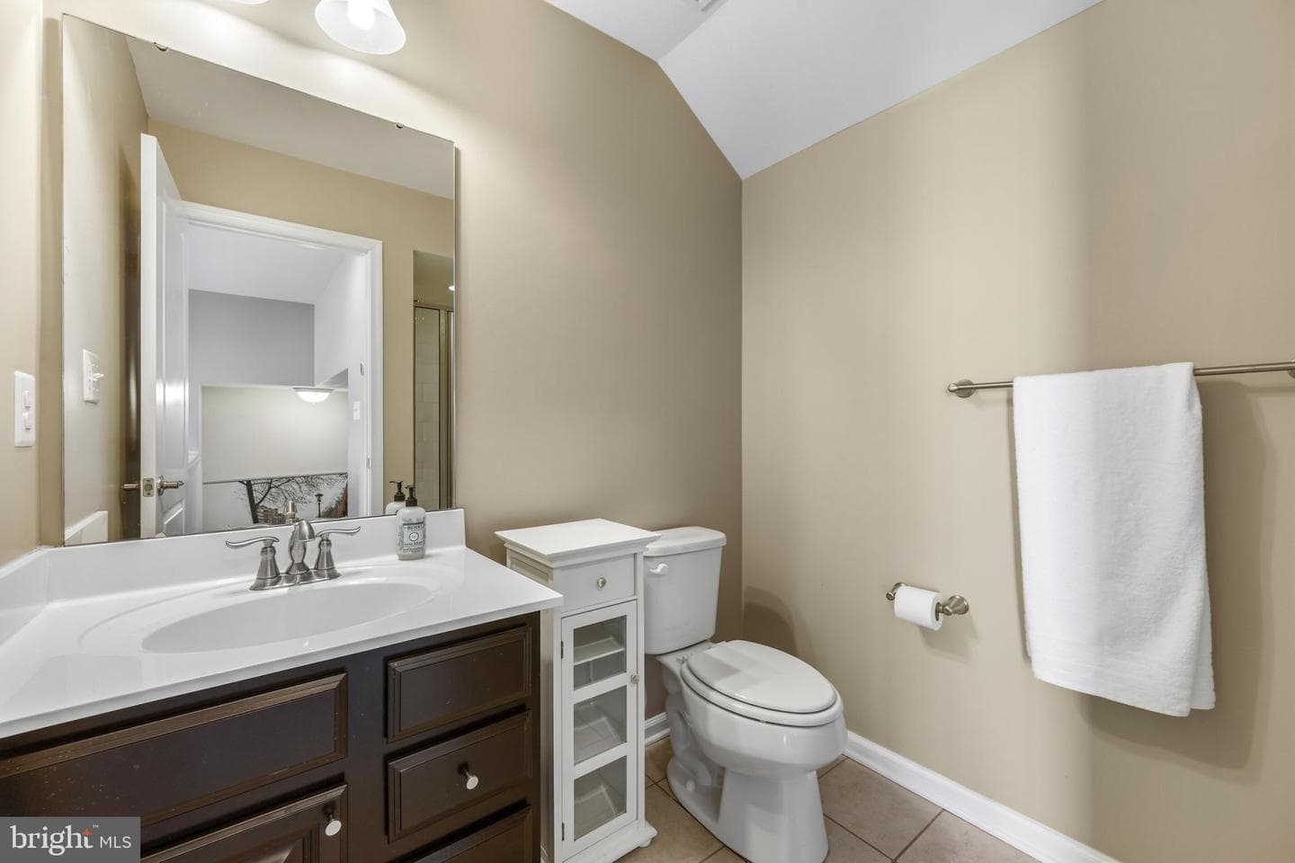 4648 Hudson Street photo 42