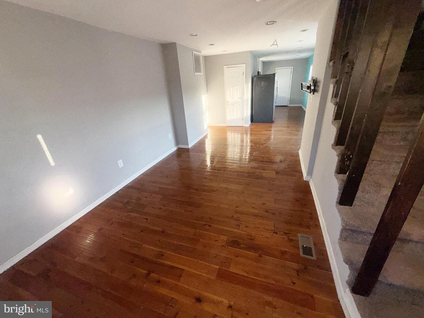 2573 W Lafayette Avenue photo 4