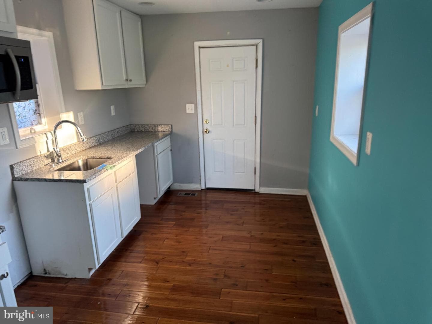 2573 W Lafayette Avenue photo 6
