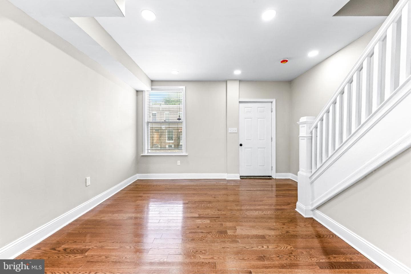 472 S Bentalou Street S photo 3