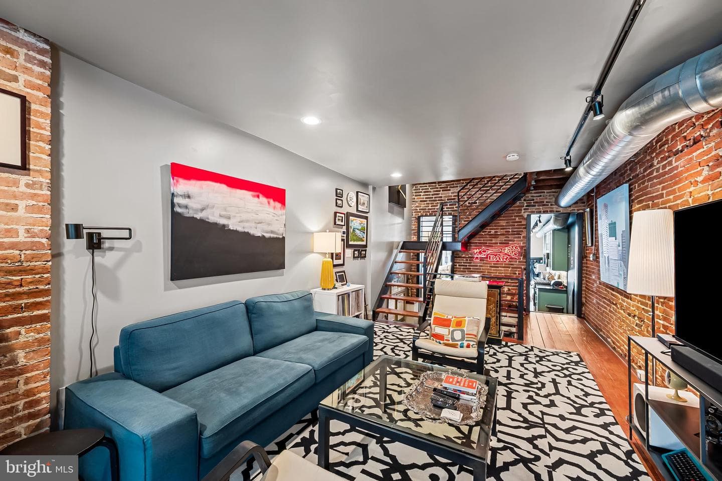 1240 Riverside Avenue photo 8
