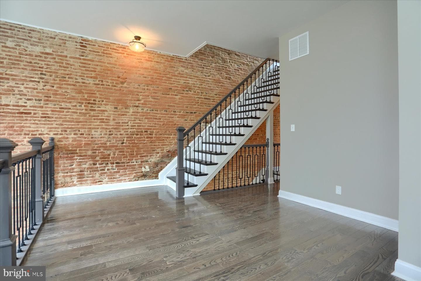 1811 Madison Avenue photo 15